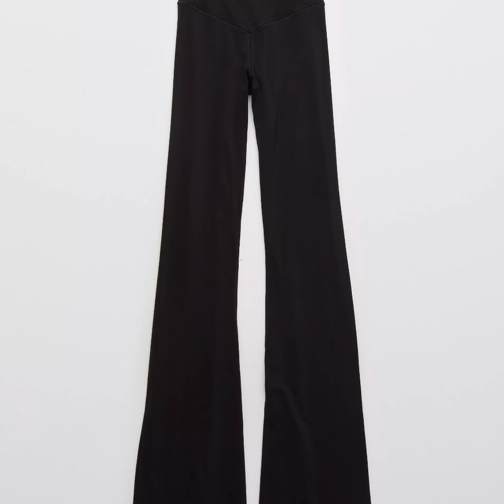 OFFLINE By Aerie Real Me High Waisted Crossover Flare Black - Legging - Med Long